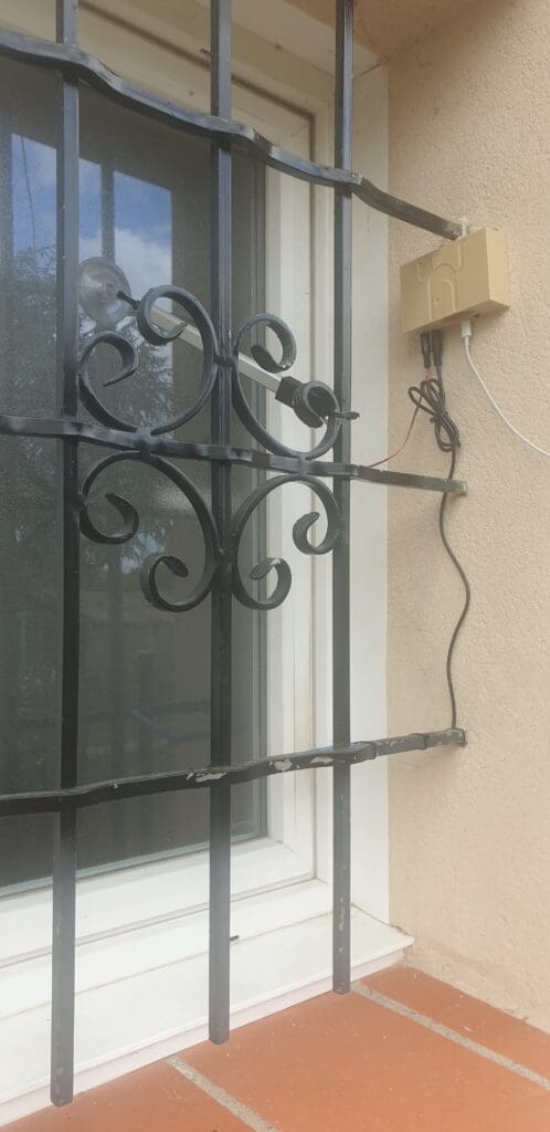 Chatiere connectée puce sans trou pour maison RT2012